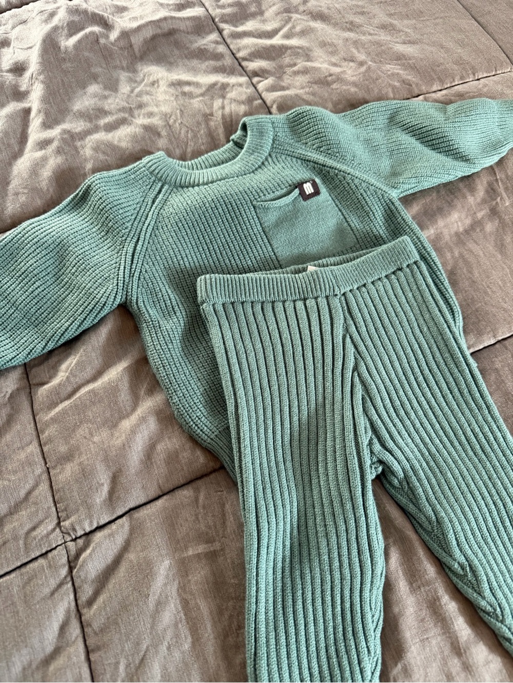 BABY SWEATER SET - Picture 5 of 9